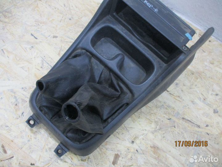 Консоль кулисы Форд Рейнджер 1 (1997-2006)