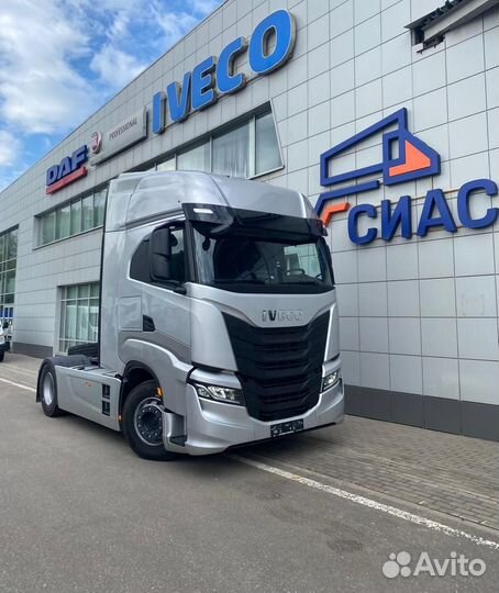 IVECO S-Way 490, 2022