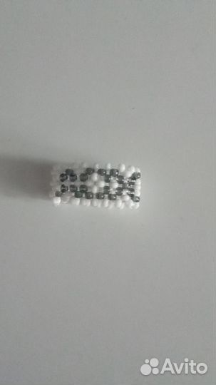 Кольца из бисера,серьги и ожерелья