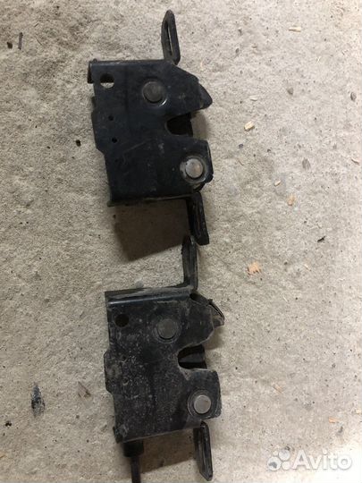 Замок капота audi a8 d3