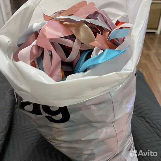 Атласные ленты пакетом