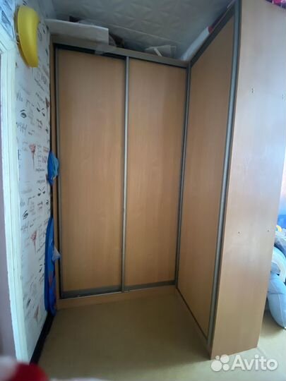 Шкаф купе угловой бу