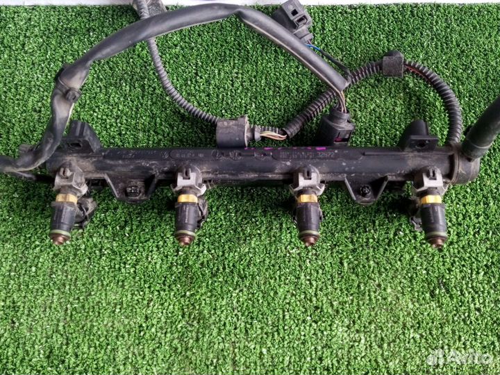 Форсунка Volkswagen Golf Golf Plus V (5M) 2005