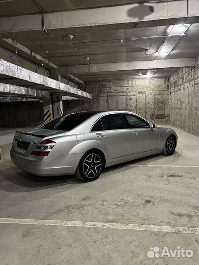 Mercedes-Benz S-класс 3.5 AT, 2006, 300 000 км