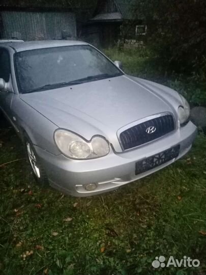 Hyundai Sonata 2.0 МТ, 2004, битый, 250 000 км