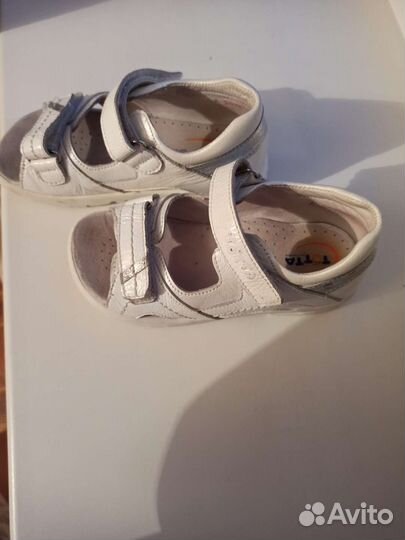 Сандали для девочки