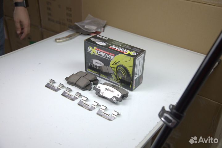 Задние колодки PowerStop на Cadillac CTS ATS