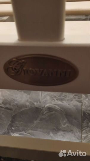 Детская кроватка с продольным маятником