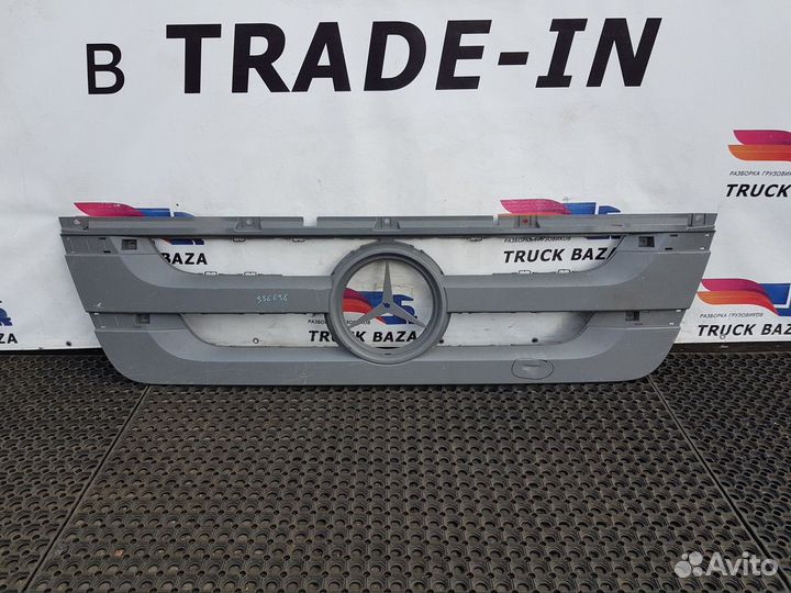 Решетка радиатора Mercedes-Benz Actros