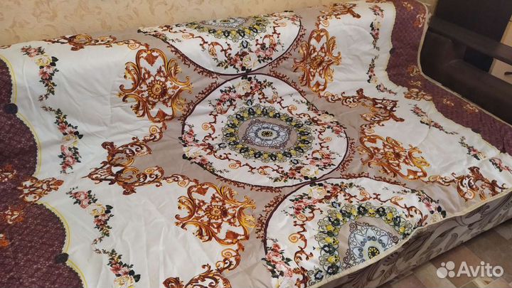 Меховые накидки на кресло и диван