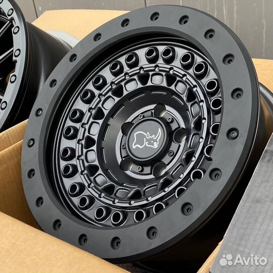 Диски Black Rhino Barricade R17 на Jeep Gladiator