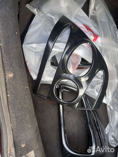 Накладки на фары ваз priora