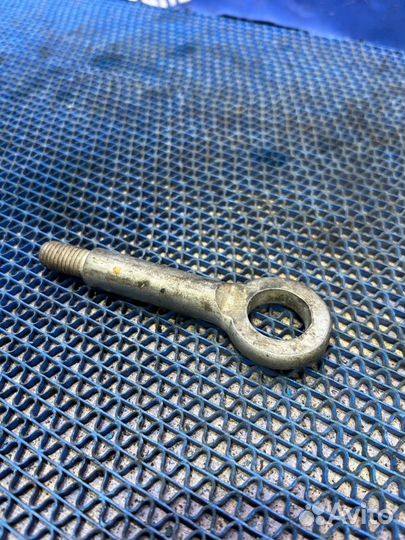 Буксировочный крюк Chevrolet Aveo T300 хэтчбек