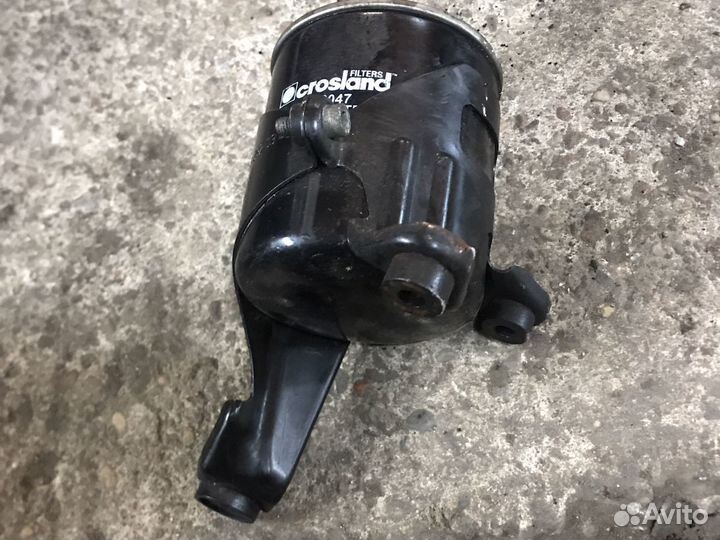 Мерседес крепление топливного фильтра