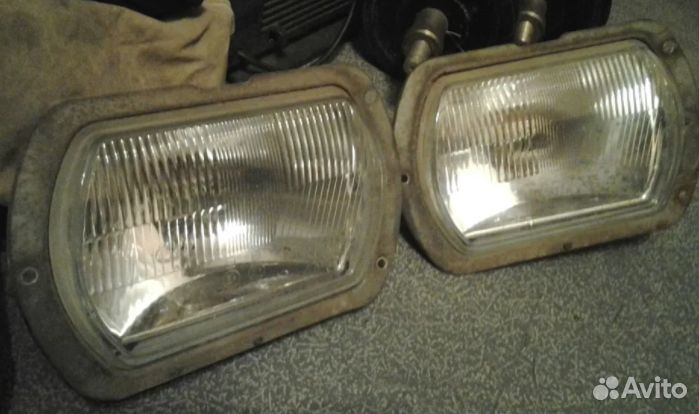 Фары гдр для Москвич 2140