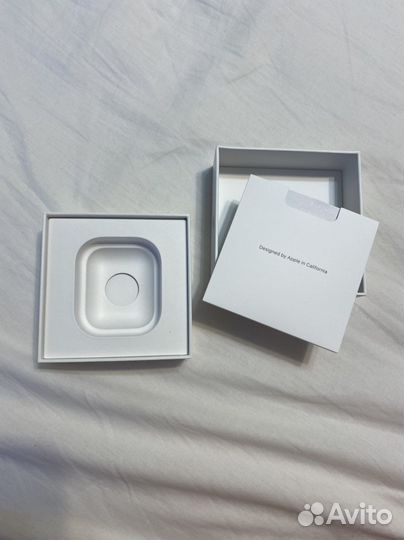 Коробка для наушников apple airpods