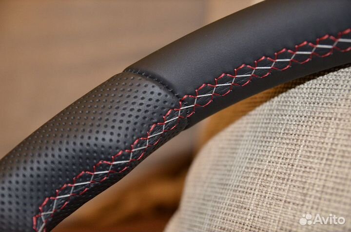 Перетяжка салона кожей / Перетяжка сидений