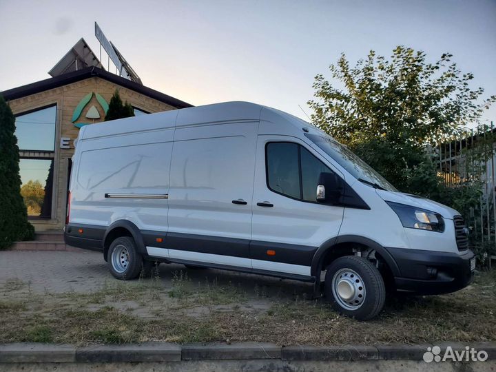 Ford Transit цельнометаллический, 2020