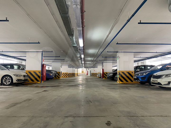 Машиноместо, 16 м²