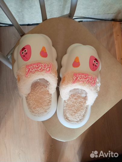 Меховые тапки 35р