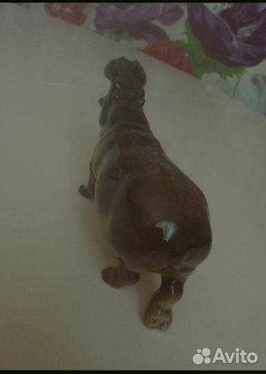 Бегемот фарфор