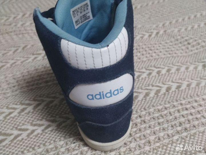 Кроссовки женские adidas