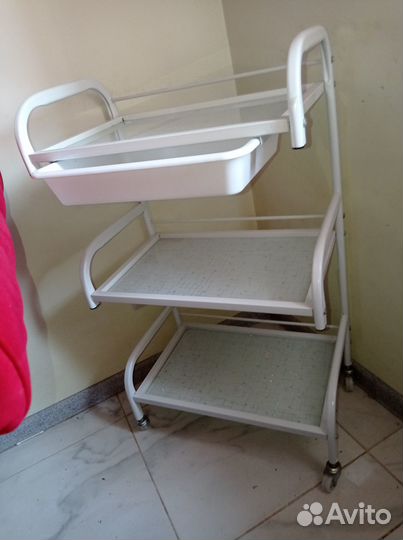 Медицинский столик