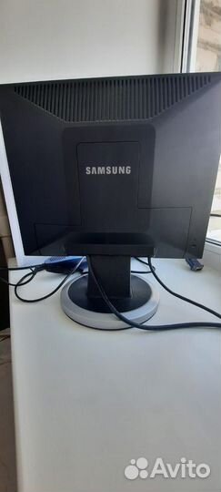 Монитор Samsung SyncMaster 740n
