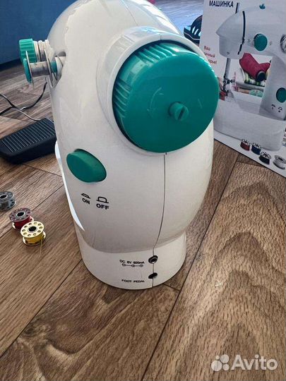 Швейная машина 