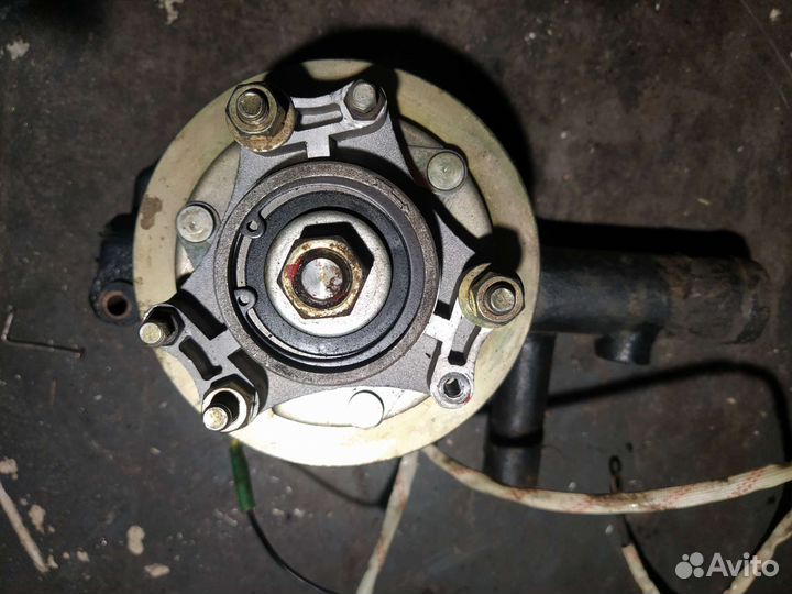 Водяная помпа baw fenix