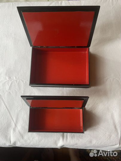 Ваза, шкатулки