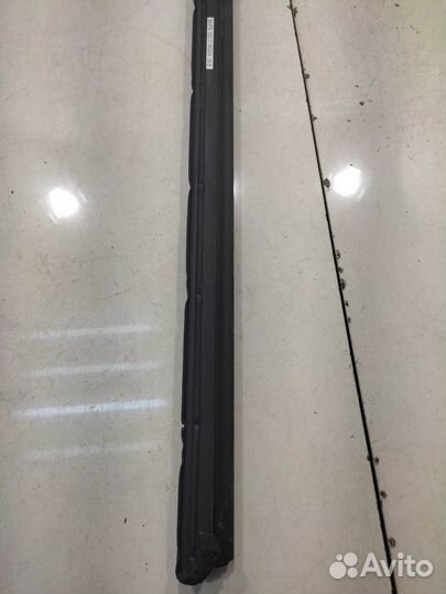 Уплотнитель стекла (задний, левый) (Haval F7)