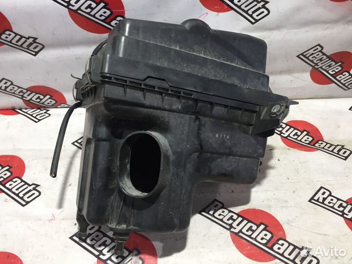 Корпус воздушного фильтра nissan serena CNC25 2008