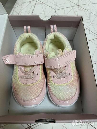 Обувь для девочки 22