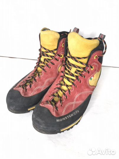 Трекинговые ботинки Zamberlan Monster GTX