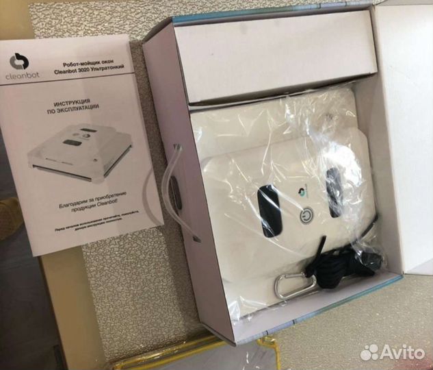 Робот мойщик окон