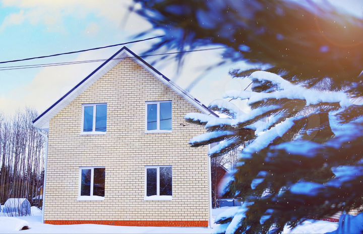 Коттедж 107 м² на участке 4,5 сот.