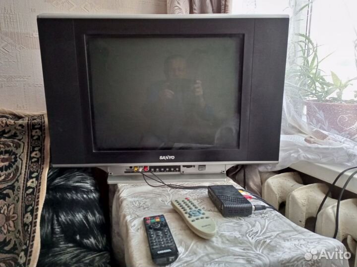 Телевизор цветной Sanyo