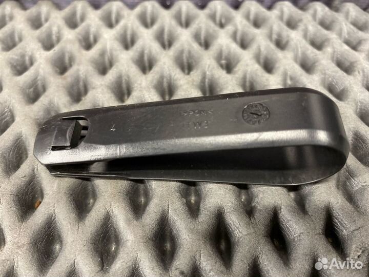 Съемник колпачка Audi A4 B7 BFB 2006