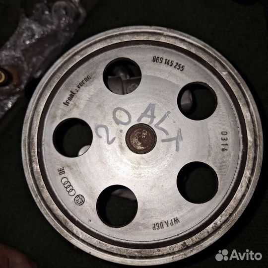 Насос гур Audi A4 B7 2.0 ALT