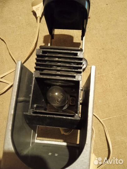 Диапроектор для слайдов