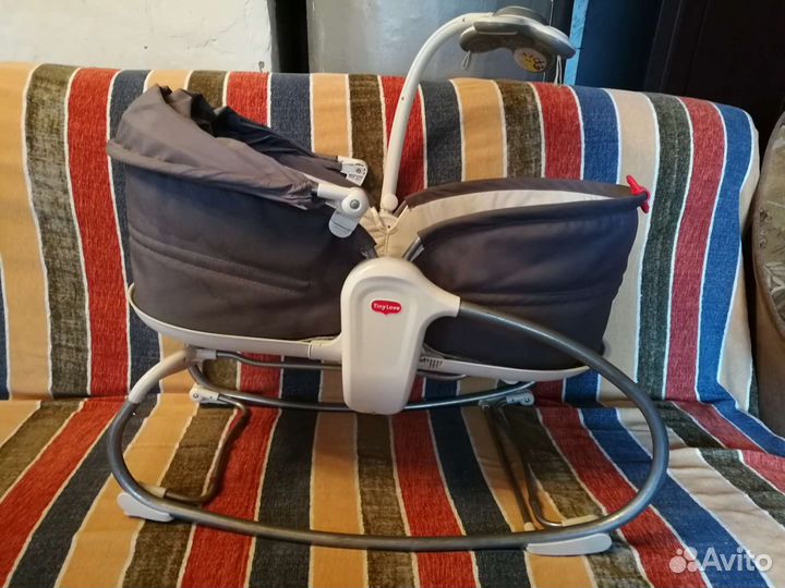 Люльку баунсер tiny love