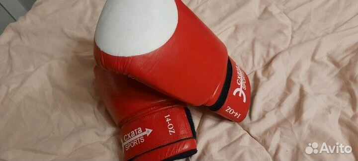 Боксерские перчатки 14 oz бу