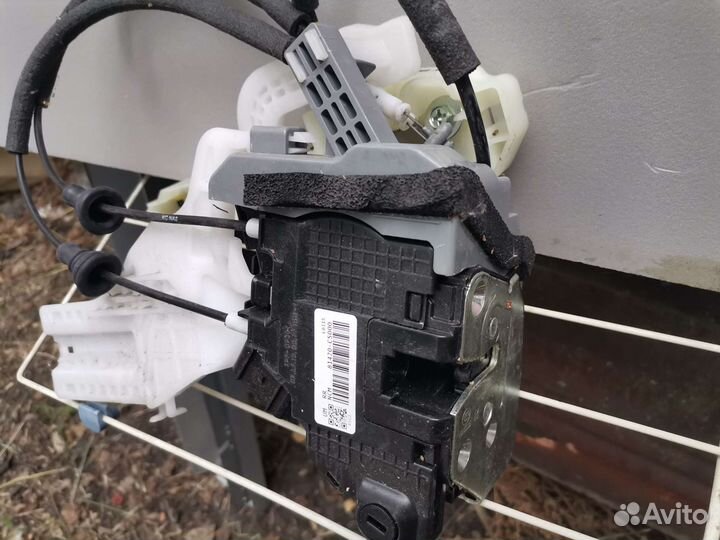 Накладки стойки двери KIA sorento prime