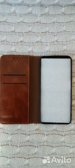 Чехол на смартфон