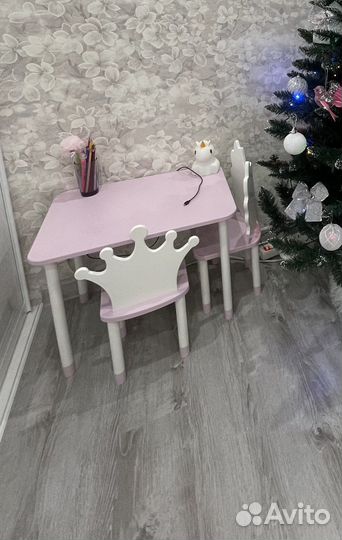 Детский стол и стул