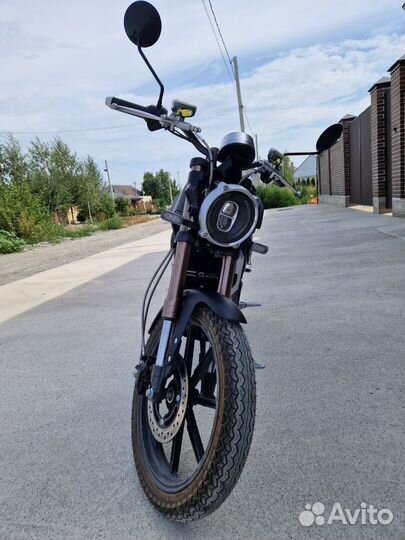 Электромотоцикл Super Soco TC MAX