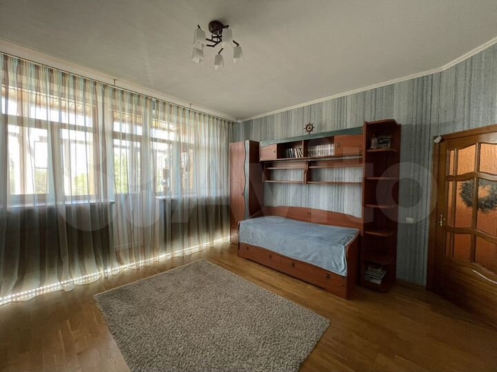 2-к. квартира, 96 м², 5/5 эт.