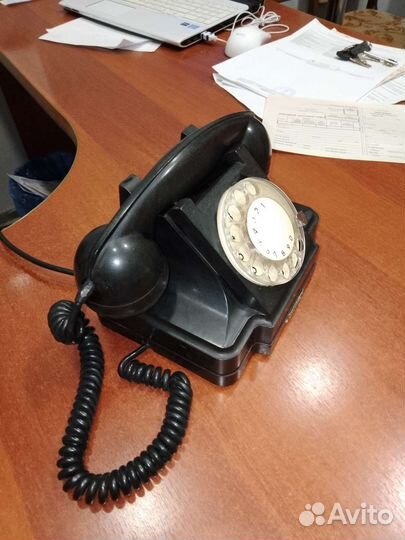 Старинный телефон СССР