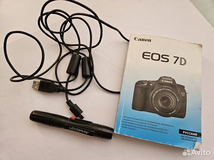 Комплект: Canon EOS 7 d, объектив EFS 18-135, вспы